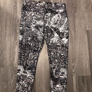 MOVING SALE - Fabletics Paint Splatter Leggings